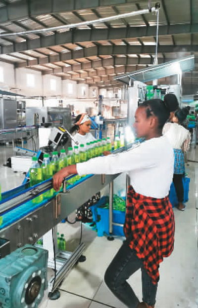 林西村僑商非洲創(chuàng)業(yè)記 僑界矚目的餐飲傳奇