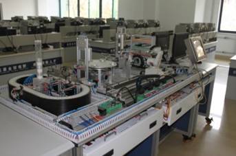 校園實(shí)訓(xùn) 計(jì)算機(jī)軟硬件技術(shù)開(kāi)發(fā)實(shí)踐與提升